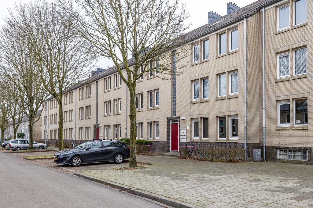 J.M. den Uylstraat 9 Groningen