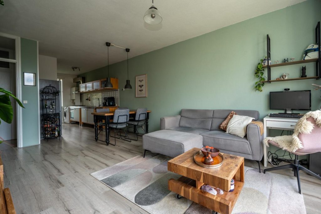 Appartement te koop: van Linschotenstraat 71, Hoogezand